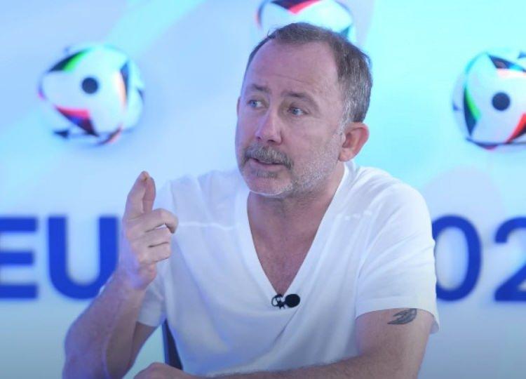 <p>"Çalışması gerekenler çalışsın...Ben zaten atıyorum, sakın ego yapıyorum zannetmeyin ama gözlerimi kapatsanız yine aynı yere atarım. Bu hissederek yapılan bir iş."</p>