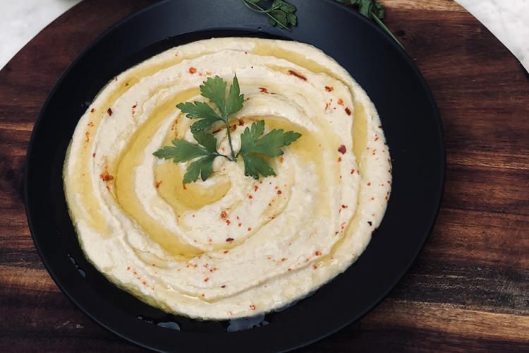 <p>Humus</p>
