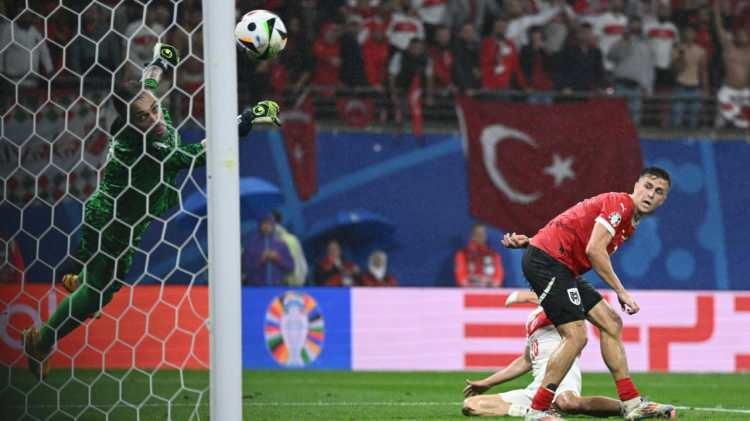 <p>Jon: Gerçekten Günok`un kurtarışının gördüğüm en iyi kurtarış olduğunu düşünüyorum. İnanılmaz!</p>

<p> </p>
