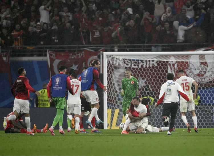 <p>Sürprizlerin savaşından Türkiye galip çıktı, Avusturya, EURO 2024'te havlu attı. (90 min)</p>
