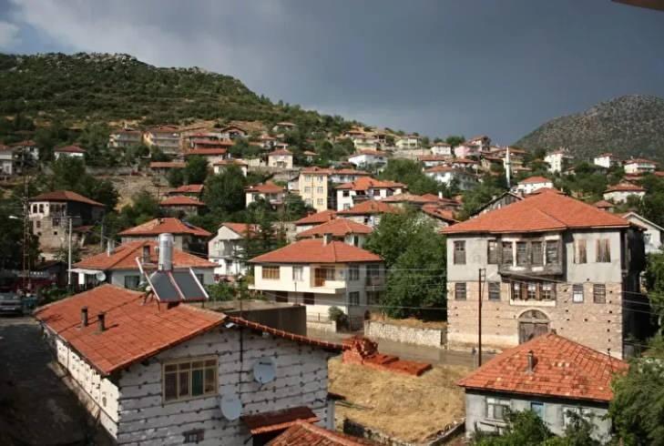 <p><strong>İbradı- Antalya</strong></p>
