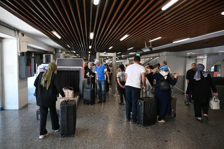 <p>Bir yurt dışı uçuşunda satış fiyatıyla görenleri şaşkına çeviren bilet İstanbul- Paris arasında tek yön olarak kesildi.</p>

<p> </p>
