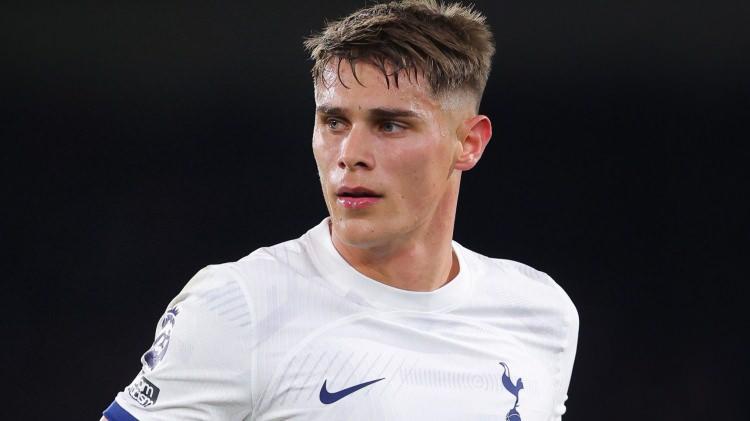 <p>71.7 milyon Euro |</p>
<p>Micky van de Ven / Tottenham Hotspur</p>