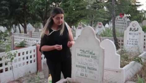 <p>Ev arkadaşının üvey kuzeni olduğunu öğrenen Nimet Tosun da yaptığı açıklamada, <em><strong>"Ayşe Neşeli'yi engelli oğluma baksın diye evime aldım. Uzun zamandır birlikte kalıyoruz. Ayşe Neşeli ailesini bulduğunu ve abisinin kendisini görmeye geleceğini söyledi. Ben de kabul ettim. Evimize gelen ve 'Ayşe'nin abisiyim' diyen kişi benim kuzenim çıktı. Çocukluğumda L.S teyzenin bir kızının doğduğunu ve doğduktan sonra öldüğünü duymuştum. Meğerse öldü denilen kız Ayşe Neşeli'ymiş"</strong></em> ifadelerini kullandı.</p>