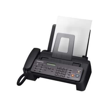 <p>Faks makineleri, kullanıcıların bir sayfa metin veya görüntünün tam bir kopyasını telefon hattını kullanarak alıcıya göndermesine olanak tanıyordu.</p>