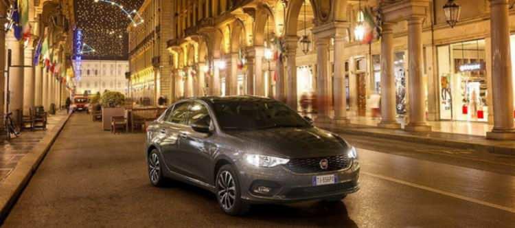 <p>Bu kampanyalardan en dikkat çekeni ise Fiat'ın Egea modeli için geldi. Türkiye'de en çok kullanıla araç listesinde ilk sırada yer alan Fiat Egea, Temmuz kampanyası kapsamında sadece 799 bin TL'ye satışa sunuldu. Bu da 245 bin TL'lik indirim demek.</p>
<p> </p>