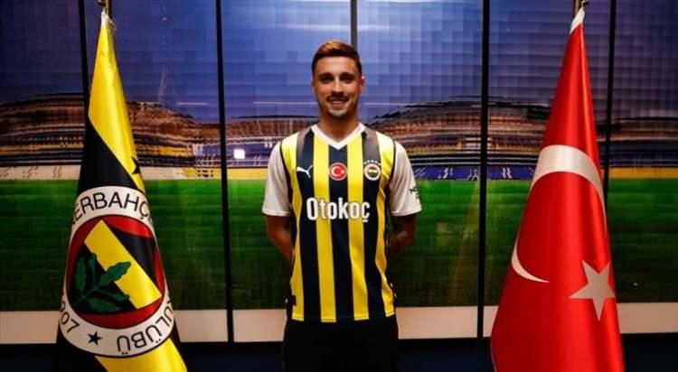 <p>Rade Krunic (Ön libero) | Milan → Fenerbahçe</p>
