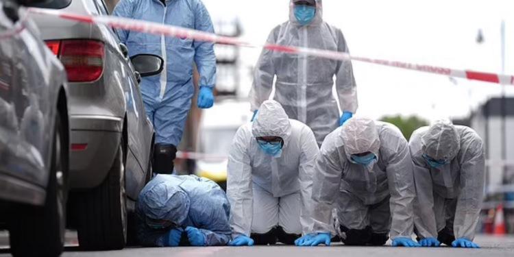 <p><span style="color:#B22222"><strong>2 AY &Ouml;NCE DE BENZER BİR CİNAYET İŞLENMİŞTİ</strong></span><br />
<br />
Benzer bir cinayet 4 Mayıs 2024'de Barselona'da işlenmiş, Sant Marti Forum b&ouml;lgesinde Tekin Kartal adıyla tanınan İlmettin Aytekin, Abdullah Baybaşin ile bir restoranda yemek yedikten hemen sonra, beş kurşunla vurularak &ouml;ld&uuml;r&uuml;lm&uuml;ş, saldırgan bulunamamıştı.</p>
