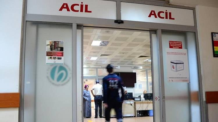<p>Sıcakların artmasıyla birlikte havuzdan ve denizden bulaşan bakteri ve virüslere bağlı gelişen ateş, mide bulantısı, kusma, karın ağrısı ve ishal vakalarında artışlar yaşanıyor.</p>
<p> </p>