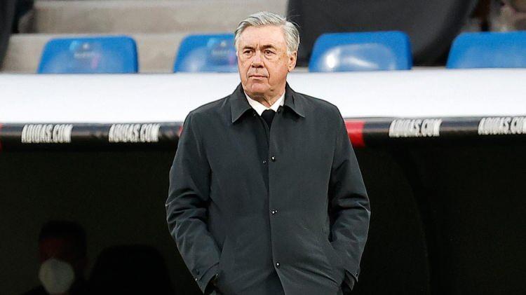 <p><strong>ANCELOTTİ'NİN RÜYASI GERÇEKLEŞİRSE BU ÜÇLÜ TARİHE GEÇECEK</strong></p>

<p>Her ne kadar Haaland'ın özellikle de Mbappe transferi sonrası Real Madrid'e transferi epey zor gibi görünse de Ancelotti'nin çılgın rüyasının gerçekleşmesi durumunda dünya futbolunda tarihi bir hücum hattı oluşacak.</p>

<p> </p>
