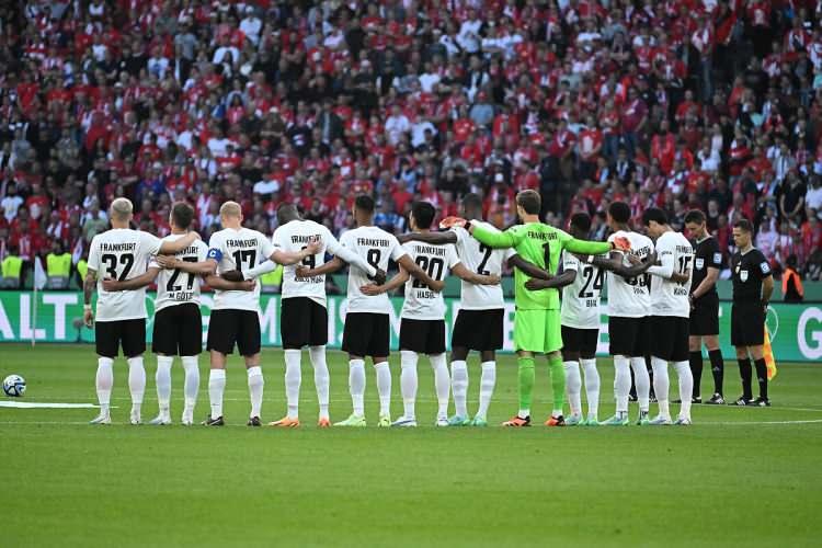 <p>21- Eintracht Frankfurt - Bundesliga</p>