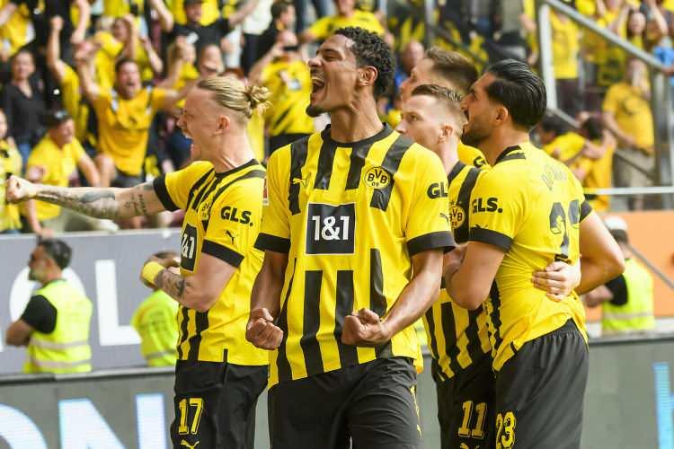 <p>11- Borussia Dortmund - Bundesliga</p>