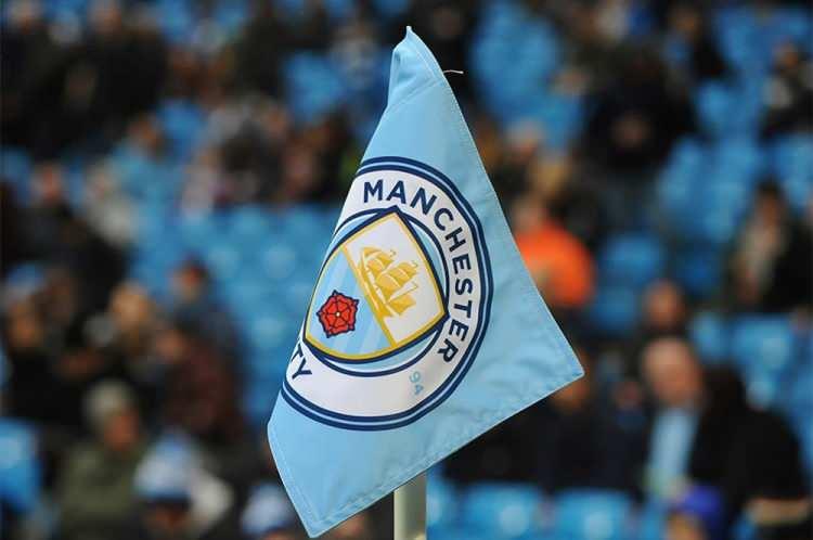 <p>İngiltere Premier Lig'de son 4 sezonun şampiyonu Manchester City, 1.7 milyar dolar değerlemeyle Avrupa'nın en değerli ikinci futbol kulübü olarak belirlendi.</p>
