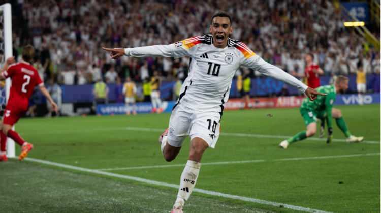 <p>* Jamal Musiala | Almanya | Bayern Münih<br />
<br />
+10 milyon euro<br />
<br />
Yeni değeri: 130 milyon euro</p>