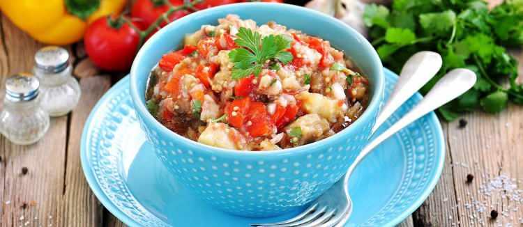 <p><strong>38. sırada patlıcan salatası</strong></p>