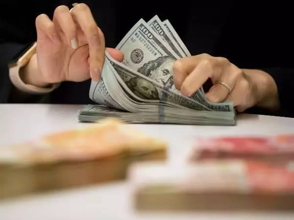 <p><strong>26 BİN DOLAR</strong></p>