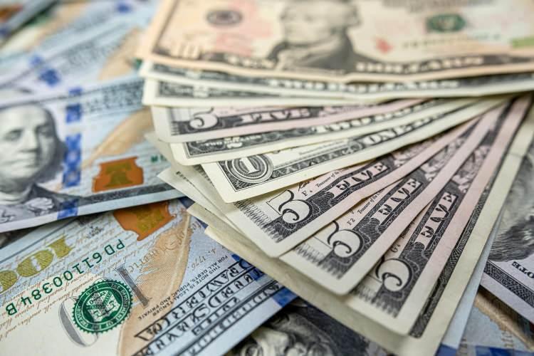 <p><strong>31.900 DOLAR </strong></p>