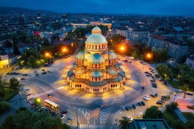 <p>BULGARİSTAN</p>