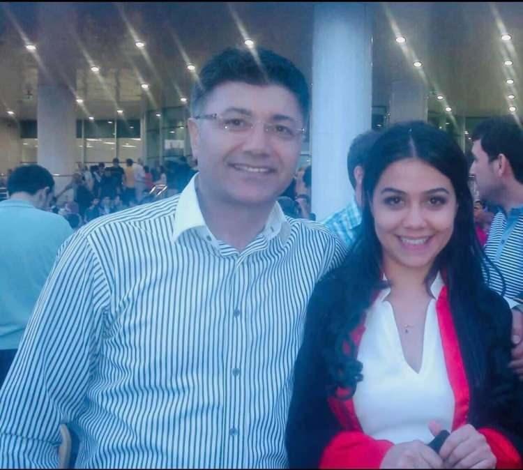 <p>Akyürek son olarak aldığı acı haberle yıkıldı. Oyuncunun 24 Erzincanspor Kulübü Başkanı amcası Ömer Akyürek’in 32 yaşındaki kızı Avukat Ezgi Başak Akyürek Okul, trafik kazası geçirdi.</p>
<p> </p>