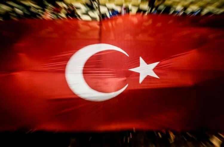 <p>Bir sonraki galeriye göz atın<br />
<br />
<br />
Kulüpler kayıtsız kalmadı! Spor camiasından 15 Temmuz mesajları</p>