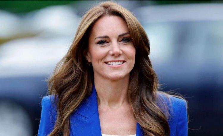 <p><strong>Galler Prensesi Kate Middleton 16 Ocak'ta geçirdiği batın ameliyatından sonra dinlenme sürecine girdiği ve uzun bir süre gözlerden uzak kalacağı açıklanmıştı. </strong></p>
