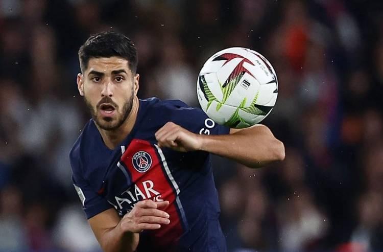 <p>Trabzonspor'un Hollandalı golcü Wout WeghorFransız basını, Beşiktaş'ın PSG'nin yıldızı Marco Asensio ile ilgilendiğini iddia etti. Siyah-beyazlılar, 28 yaşındaki futbolcuyu satın alma opsiyonuyla kiralayabilir.<br />
<br />
(Sözcü)</p>