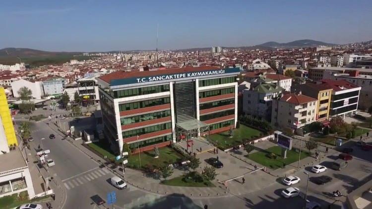 <p>Sancaktepe'de hava sıcaklığı 26, hissedilen sıcaklık 29,4, nem oranı yüzde 89'a ulaştı.</p>