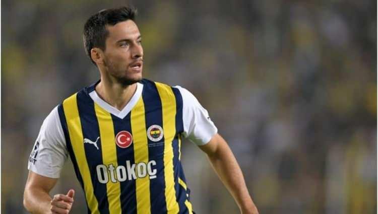 <p>* Umut Nayir</p>
