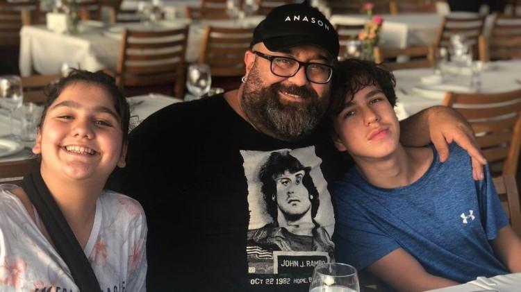<p><strong>Birçok oteller zincirinde yöneticilik yapan Somer şef daha sonra Avustralya Sydney'de kendi restoranını açtı.</strong></p>