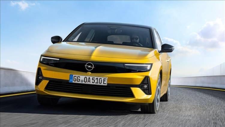 <p>Opel Astra 1.2 130 HP Benzin AT8 versiyon Edition donanım otomobil, kampanyalı olarak 1.365.000 TL'den satışa çıkartıldı. Normal fiyatı ise, 1.564.900 TL. Bunun yanı sıra Fiat Egea Sedan Lounge donanım 1.6 M.Jet 130 HP DCT versiyon 2024 model yılı otomobil, kampanyalı olarak 1.415.900 TL'den satışa çıkartıldı.</p>
<p> </p>