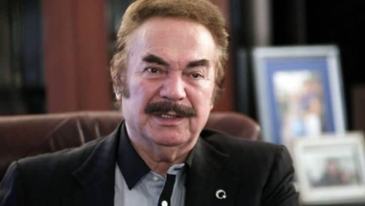 <p>Orhan Gencebay da gelinin tasarımlarını çok beğendiğini belirterek şunları söyledi:</p>
<p> </p>
