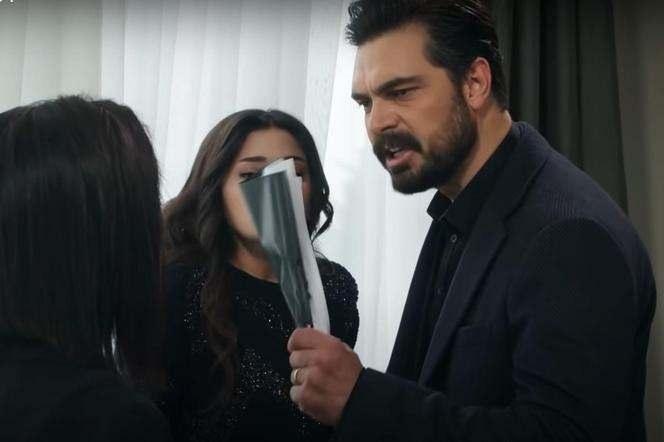 <p><strong>Hal böyle olunca Türkiye dizi sektörü açısında ülkenin uluslararası imajını güçlendiriyor ve turizmi her açıdan canlandırıyor.</strong></p>
<p> </p>