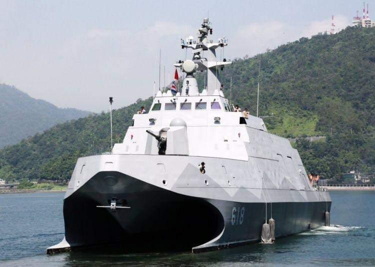 <p>40-&nbsp;TAYVAN&nbsp;</p>
