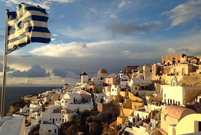 <p><span style="color:#B22222"><strong>19)  YUNANİSTAN</strong></span></p>
