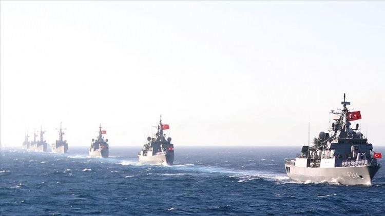 <p>Türkiye'nin ve Yunanistan'ın sahil güvenlik gemi sayısı ise eşit. Bu sayı <strong><em>35</em></strong>.</p>
<p> </p>