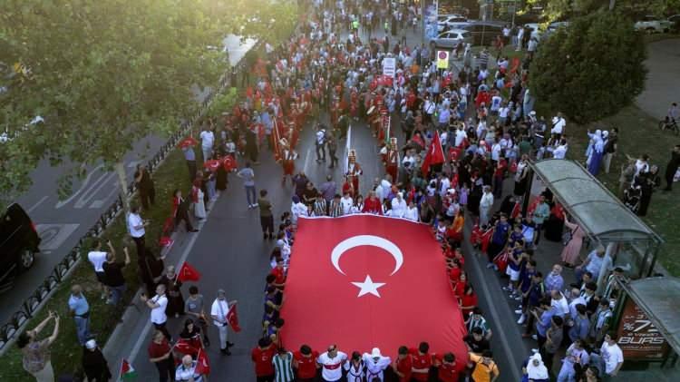 <p><strong>İSTANBUL</strong></p>

<p>İstanbul Valiliği, Fatih Belediyesi ve çeşitli STK’lar işbirliği ile `15 Temmuz Demokrasi ve Milli Birlik Günü Programı` düzenledi.</p>
