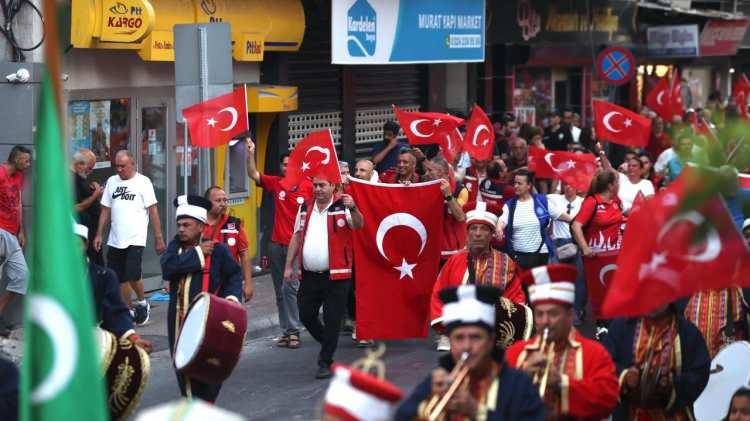 <p><strong>MERSİN</strong></p>

<p>Mersin`de 15 Temmuz Demokrasi ve Milli Birlik Günü kapsamında, `Anma Yürüyüşü` düzenlendi.</p>
