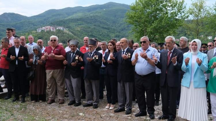 <p><strong>KASTAMONU</strong></p>
<p>15 Temmuz Demokrasi ve Milli Birlik Günü dolayısıyla Kastamonu`nun Bozkurt ilçesinde etkinlik gerçekleştirildi.</p>