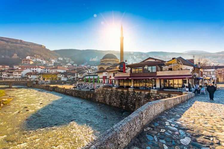 <p><strong>Kosova</strong></p>
