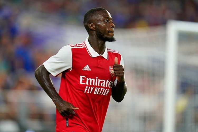 <p><strong>"ARSENAL'DEN İYİ AYRILDIM"</strong></p>
<p>Arsenal'den ayrılmasıyla ilgili ise Pepe, <strong>"Arsenal yönetimi ayrılırken bana yardım etti. Sakatlanmıştım ve iyileşmem uzun sürdü. Bana hızlı bir şekilde kulüp bulmama yardımcı oldular. İyi bir şekilde ayrıldığımızı söyleyebilirim"</strong> ifadelerini kullandı.</p>
<p> </p>