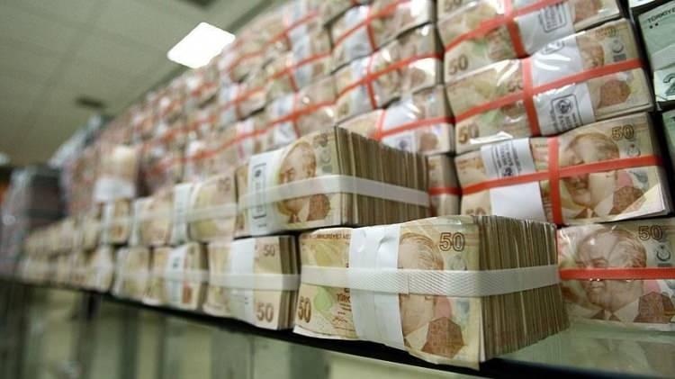 <p><strong>AKBANK PROMOSYON</strong></p>
<p>Akbank, emekli maaşını Akbank'tan alanlara 15.000 TL'ye varan promosyona ek olarak 2.500 TL chip-para ile birlikte toplamda 17.500 TL ödül fırsatı sunuyor. 1 Temmuz – 31 Temmuz 2024 tarihleri arasında geçerlidir.</p>
<p>Emekli Maaşı Tutar Aralığı - Toplam emekli promosyon tutarı</p>
<p>* 0 - 9.999 TL - 6.250 TL<br />
* 10.000 TL - 14.999TL - 10.000 TL<br />
* 15.000 TL - 19.999 - 12.500 TL<br />
* 20.000 TL ve üzeri - 15.000 TL</p>