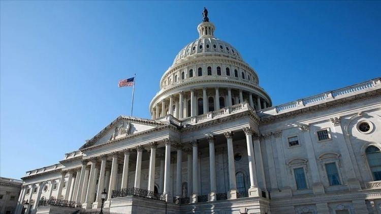 <p>Biden'ın neredeyse tamamının desteğini kazandığı Demokrat Partili delegelerin çoğunluğunun oyunu kazanan kişi, Demokratların yeni adayı olacak. Bir başka deyişle 3 bin 930'dan fazla delegeden 1968'inin oyunu alan kişi, partinin başkan adayı olmaya hak kazanabilecek.</p>
<p> </p>