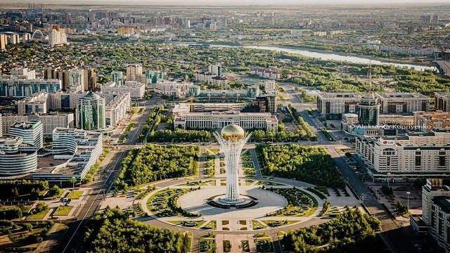 <p>Kazakistan:</p>

<p>Uranyum</p>
