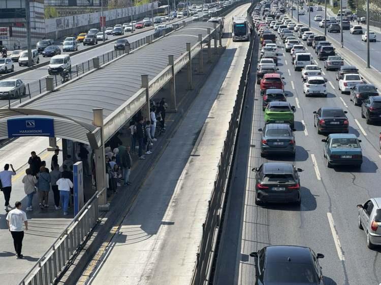 <p>Kırklareli - 113 bin 805</p>
<p>Kırşehir - 47 bin 359</p>