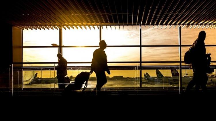 <p>Türkiye Ocak 2024’ten bu yana endekste 7 basamak tırmanarak 52. sıradan 45. sıraya tırmandı. Bu yükselişle birlikte Türk pasaportuyla vizesiz gidilebilen ülke sayısı 118’e yükseldi. Türkiye’nin sıralamada yükseldiği yeni konum aynı zamanda son 10 yıldaki en iyi performansı olarak göze çarpıyor.</p>