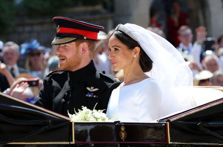 <p>Prens Harry ve Meghan Markle:</p>

<p>45 milyon dolar</p>
