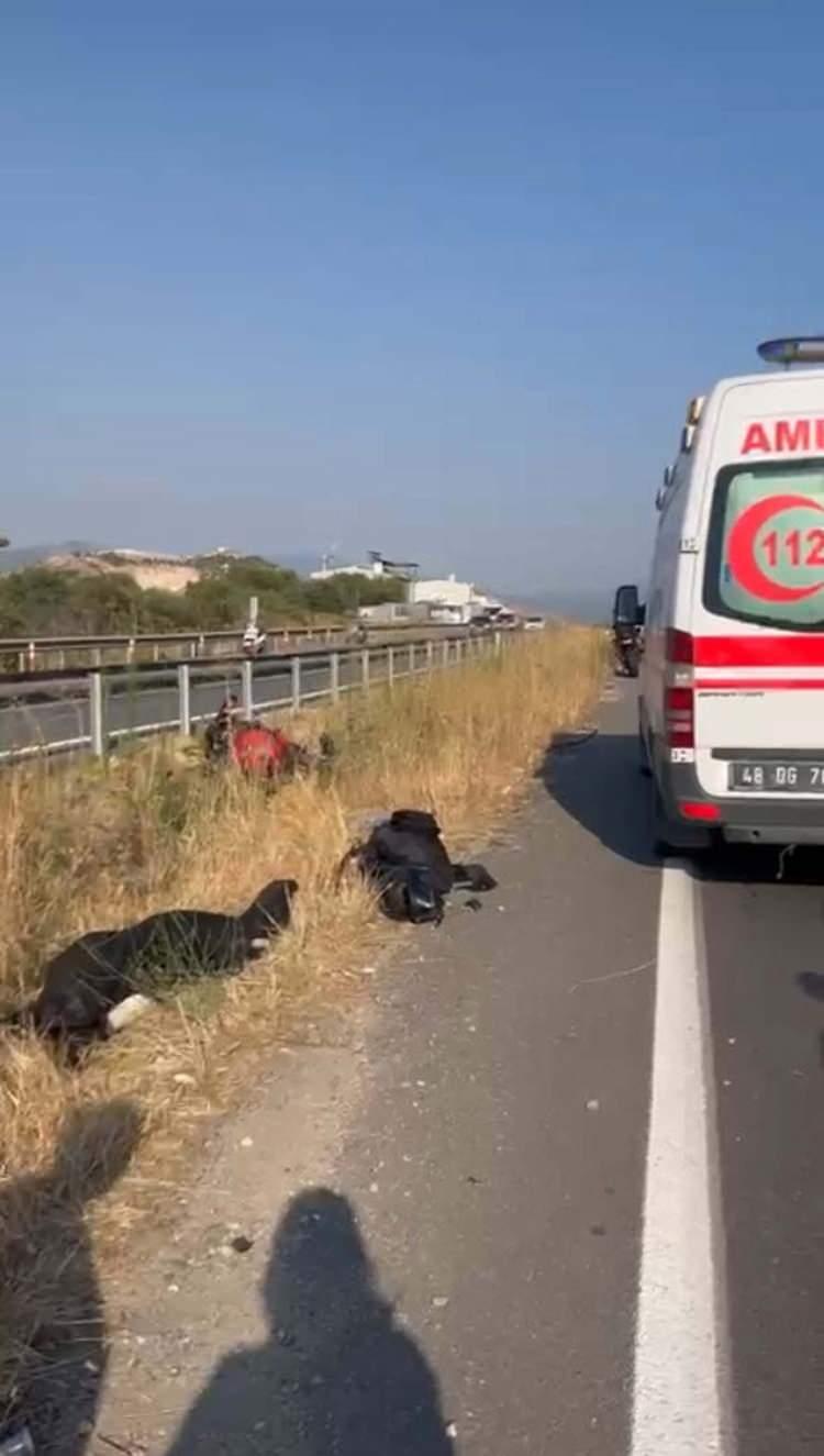 <p>Bunun üzenine Obuk ve Ozolina hız keserek diğer arkadaşlarının kendilerine yaklaşmasını bekledi. </p>