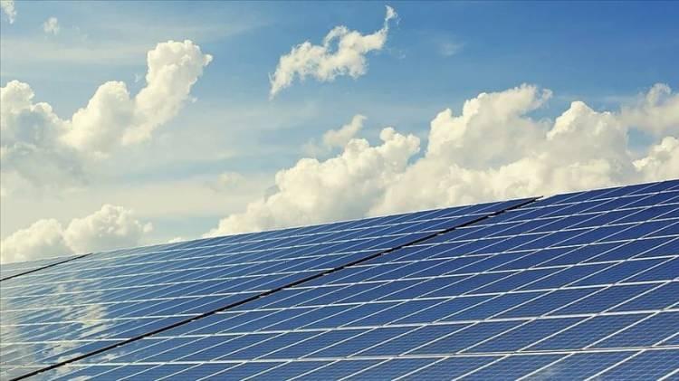 <p>"Yeşil enerji" başlığı HIT-30 Yüksek Teknoloji Teşvik Programı'nın önemli odak alanlarından biri olarak öne çıktı.</p>

<p> </p>
