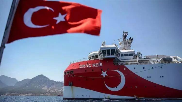 <p>Boyu 87, genişliği 23 metre olan gemide değişik açılarda aktif 35 kamera bulunuyor.</p>
<p> </p>