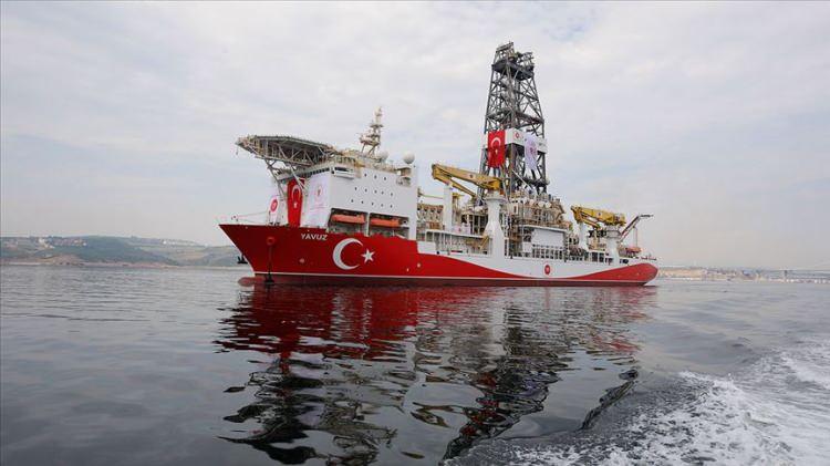 <p>Yavuz gemisi çift kuleli tasarımla hem asıl hem yardımcı işlerin yapılabildiği eş zamanlı operasyona imkan sağlıyor.</p>
